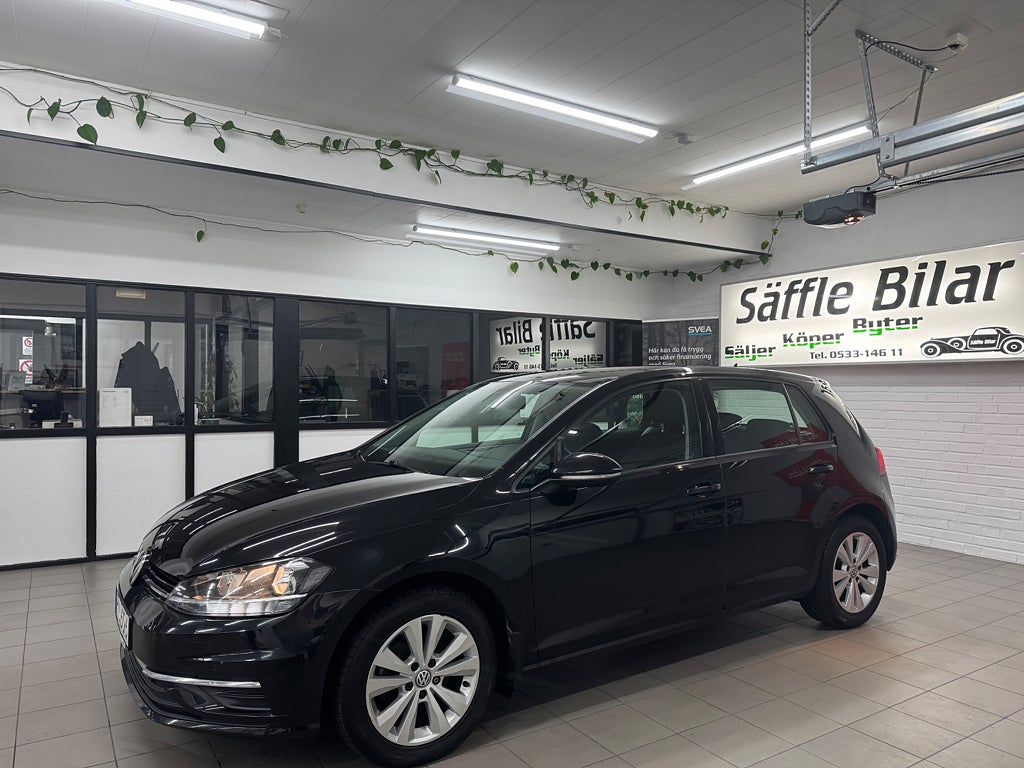 Volkswagen Golf 5-dörrar 1.6 TDI 116hk DPF Base|Dragkrok|Euro 6!