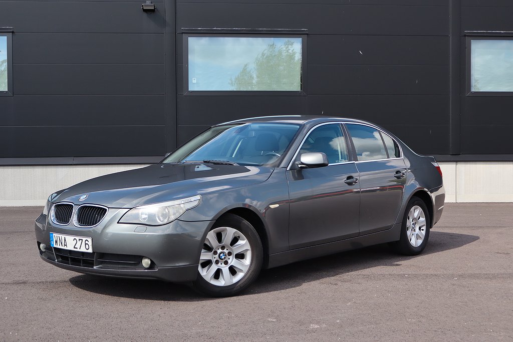 BMW 520 i Sedan / Farthållare / Stolvärme / Elhissar 