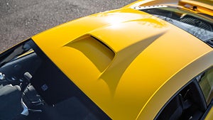 Den här McLaren 650S Le Mans har en unik färg i form av solgult. Foto: Piston Heads. 