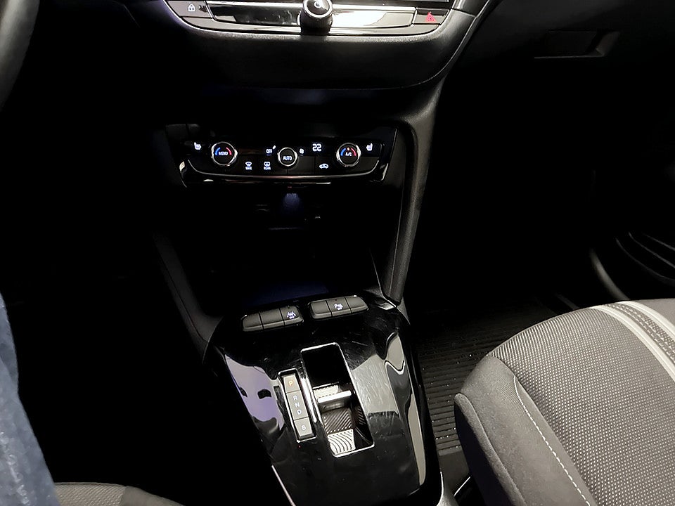 Bild på Opel Corsa-e D&T 50 kWh 136hk Aut B-KAMERA CARPLAY RATTVÄRME