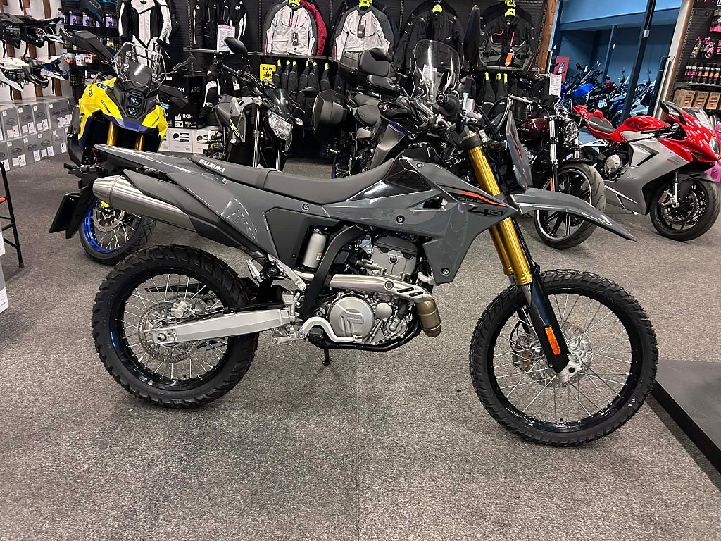 Suzuki DRZ-4S 