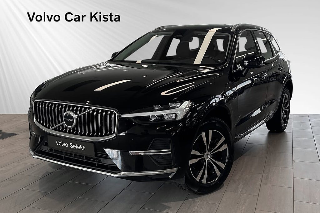 Volvo XC60 Recharge T6 Core Edition I Panorama I Kamera I Nav
