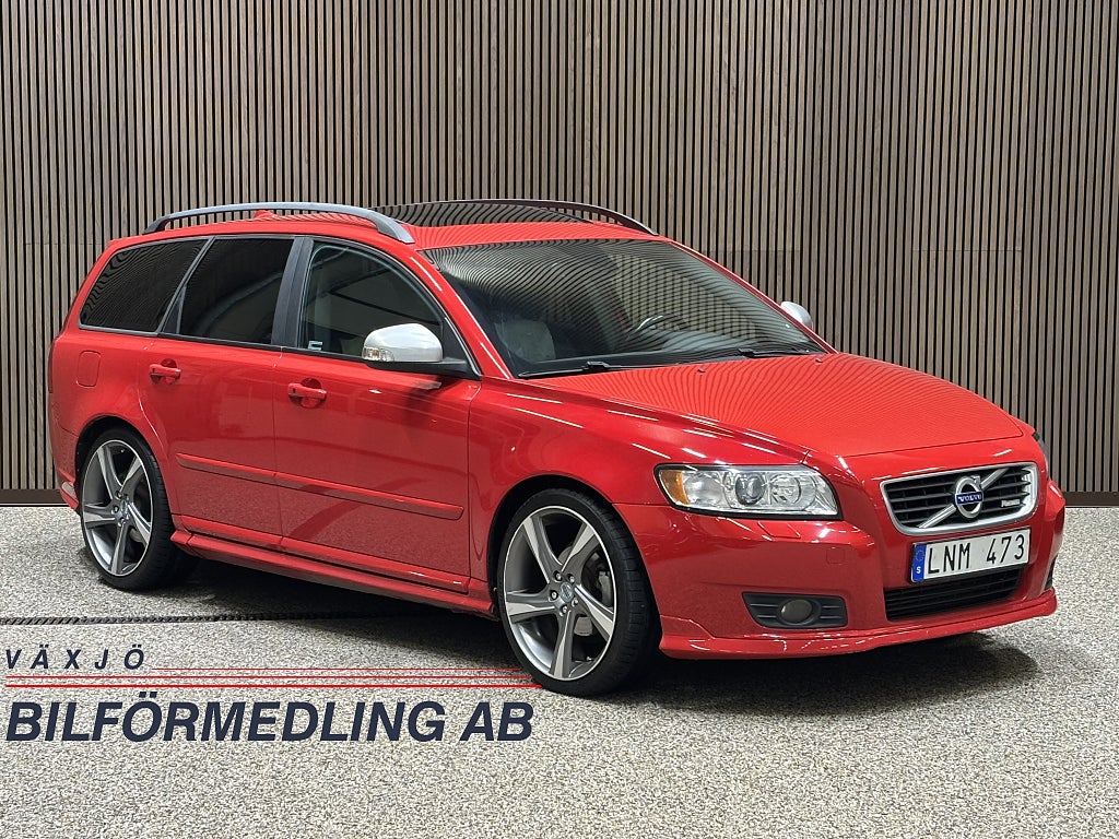 Volvo V50 D2 Momentum, R-Design Taklucka