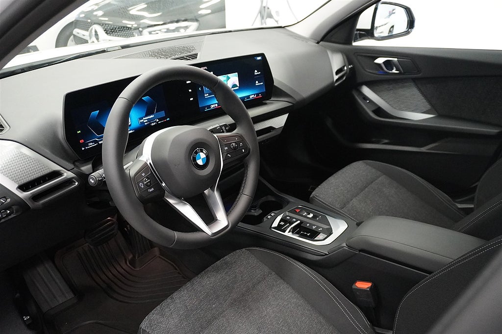BMW 120 Aut M Sport 18 Navi Rattvärme | Ränta 3,95%