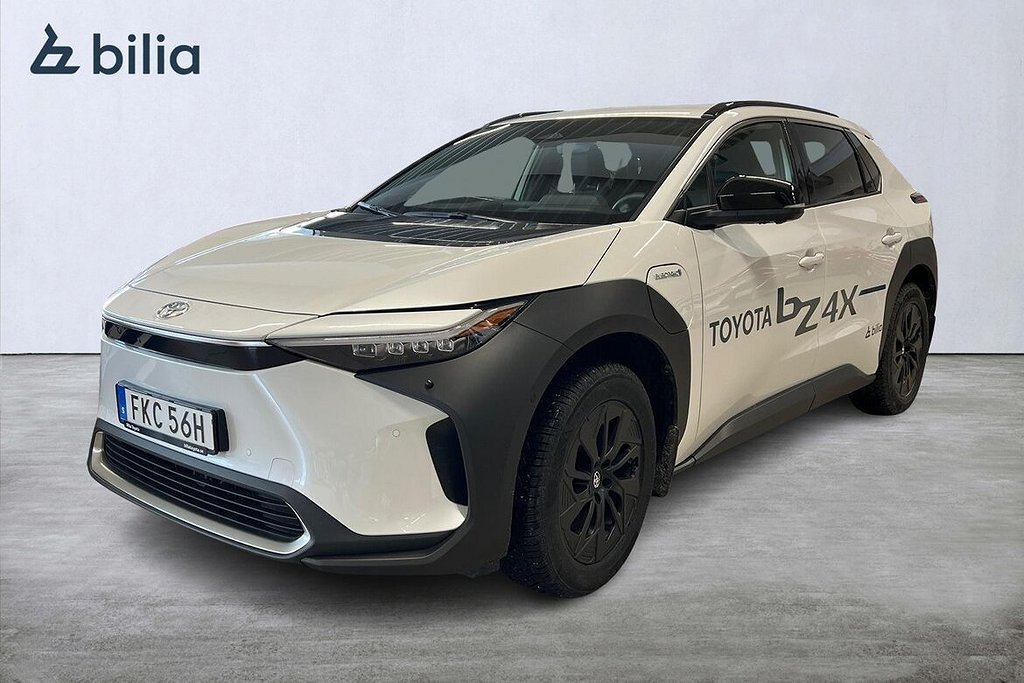 Toyota bZ4X 71.4 kWh AWD EXECUTIVE 20 ALUFÄLGAR V-HJUL