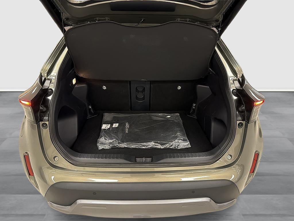 Toyota Yaris Cross 2023 - miniatyr 10