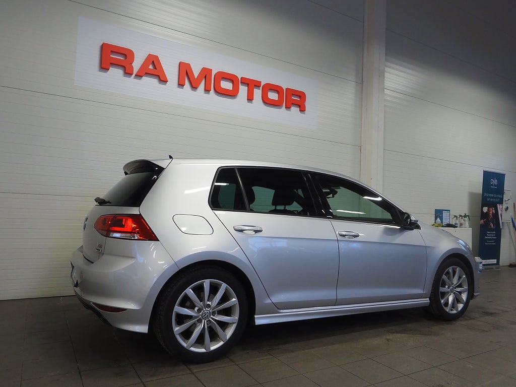 Volkswagen Golf 1.4 TSI 150hk GT R-Line Parkeringsvärmare ACC 2016