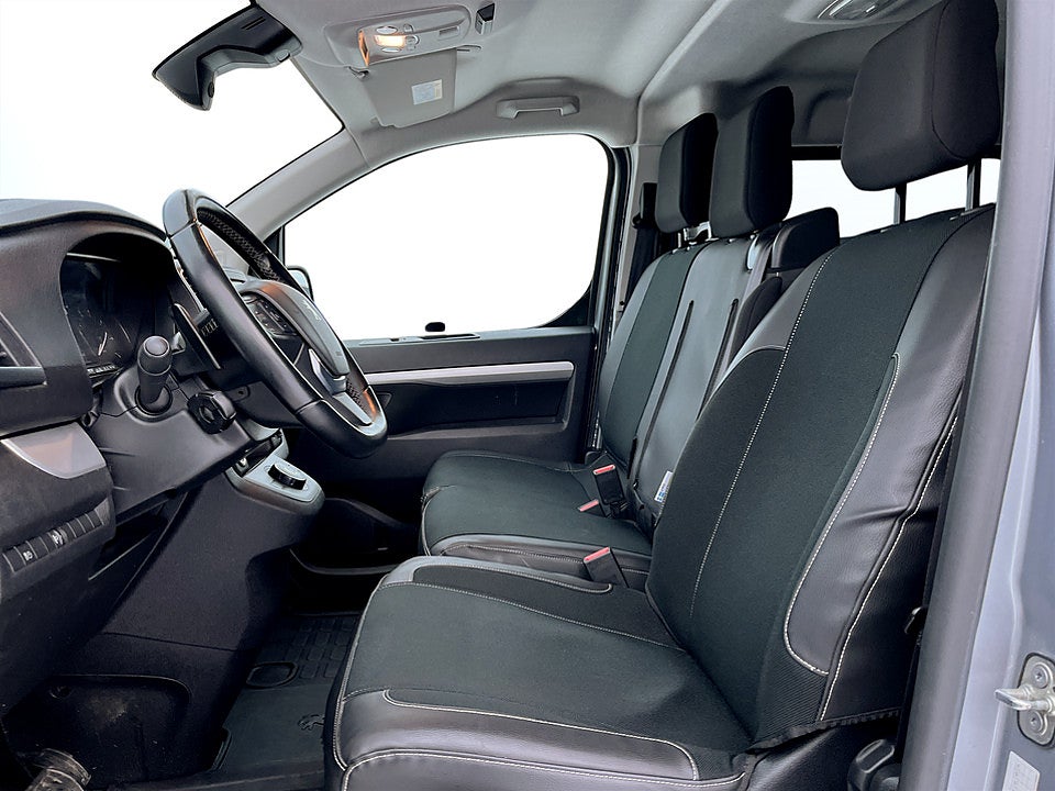 Bild på Peugeot Expert CrewCab PRO+ 180hk Aut L3 - DUBBELHYTT,VÄRMARE,NAVI