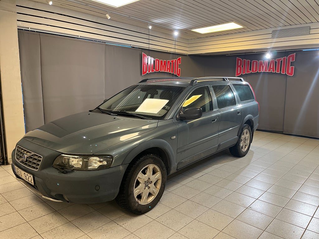 Volvo XC70 2.5T 210HK AUT AWD Business Drag Skinn  V-Hjul Besiktigad 