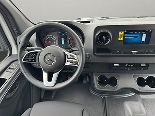 Transportbil - Skåp Mercedes-Benz Sprinter 11 av 17