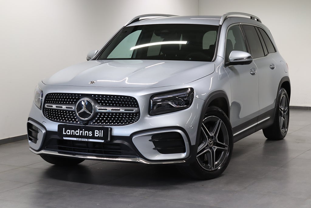 Mercedes-Benz GLB 220d 4MATIC AMG Line Premium Dieselvärmare Dragkrok