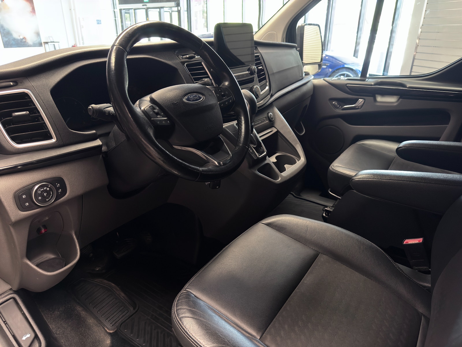 Ford Tourneo Custom Sport 2.0 TDCi 170hk | 8-sits | Drag | Värmare 2019 - miniatyr 10