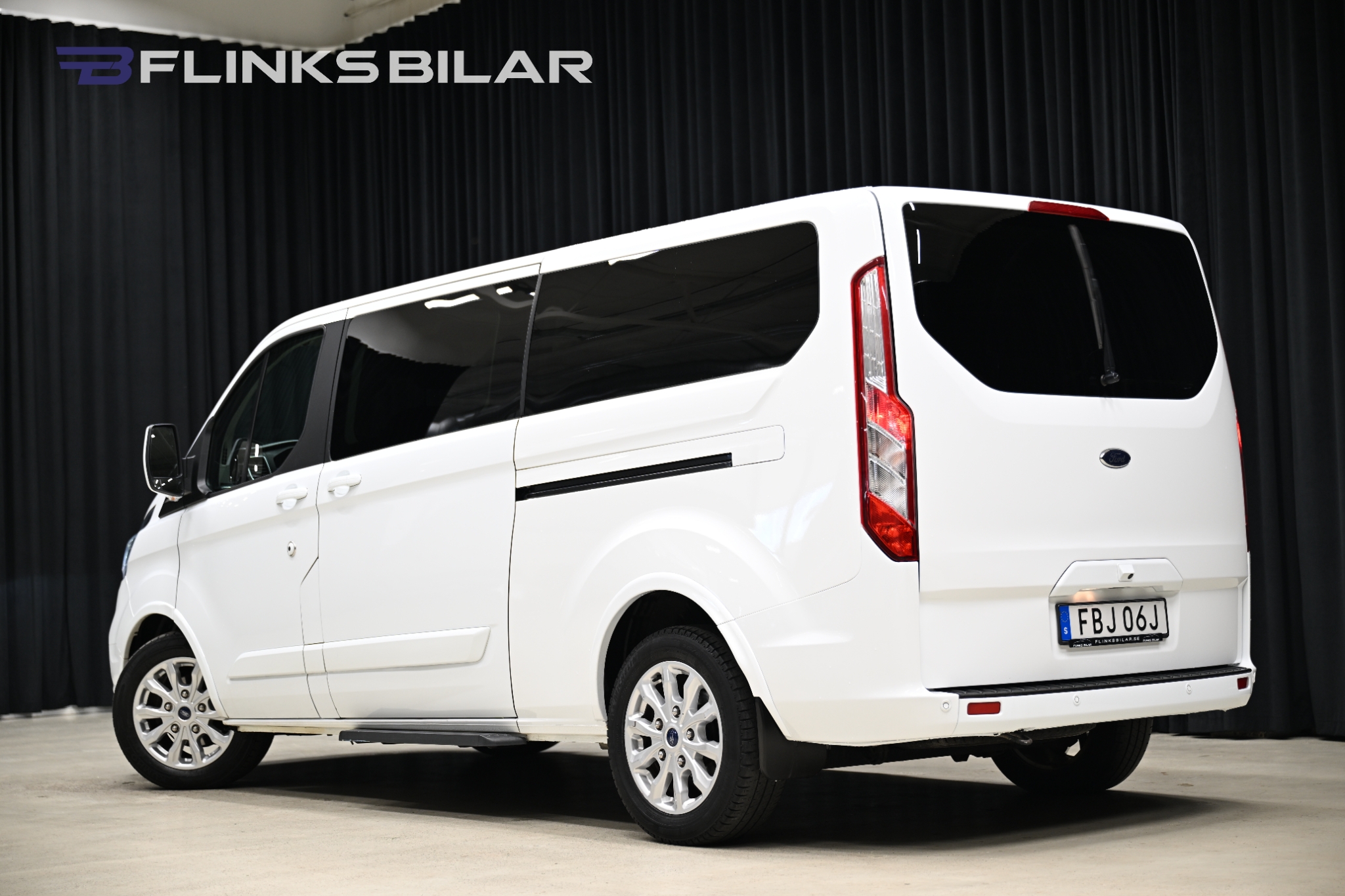 Ford Tourneo Custom 2021, bild 7/10