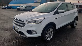 Ford Kuga 1.5 EcoBoost AWD SelectShift OBS!!! 159.900kr