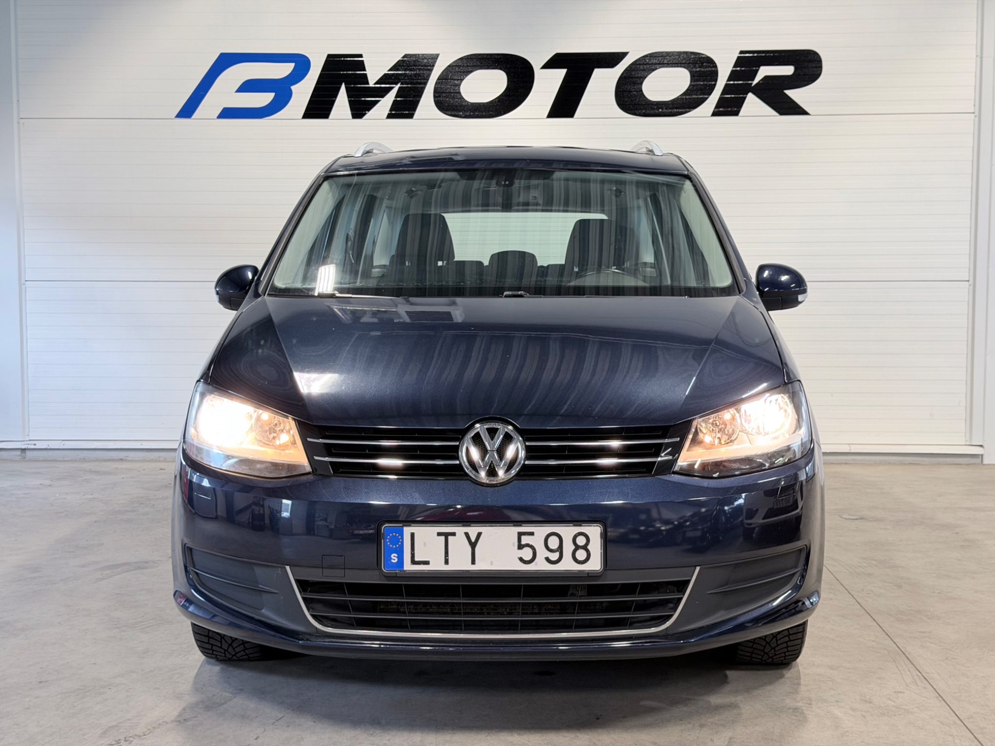 Volkswagen Sharan 2011, bild 2/36