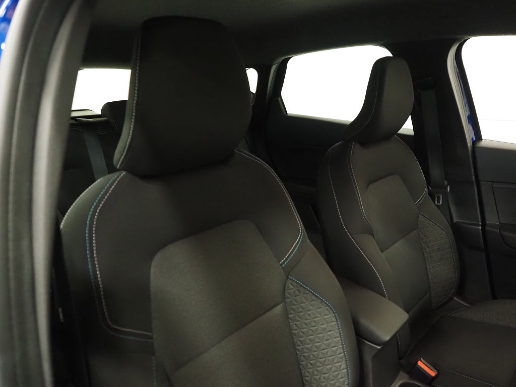 Renault Captur 1.0 TCe 90hk Evolution Kamera Carplay Lane Assist 2024