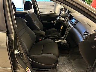 Toyota Corolla 5-dörrars 1.6 VVT-i 4 S&V-däck/Motorvärmare