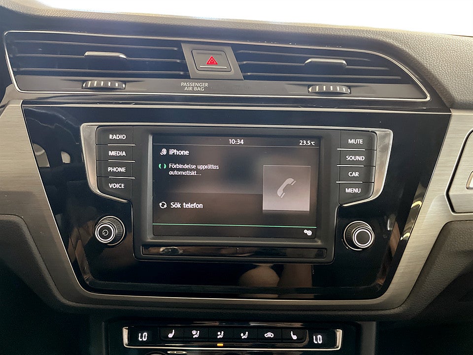 Bild på Volkswagen Touran Base 1.4 TSI 150hk Aut 7-SITS KAMREM BYTT B-KAMERA