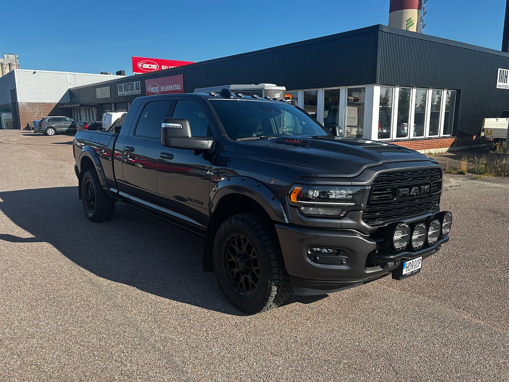 RAM 2500 Mega Cab LIMITED 6,7 Cummins 