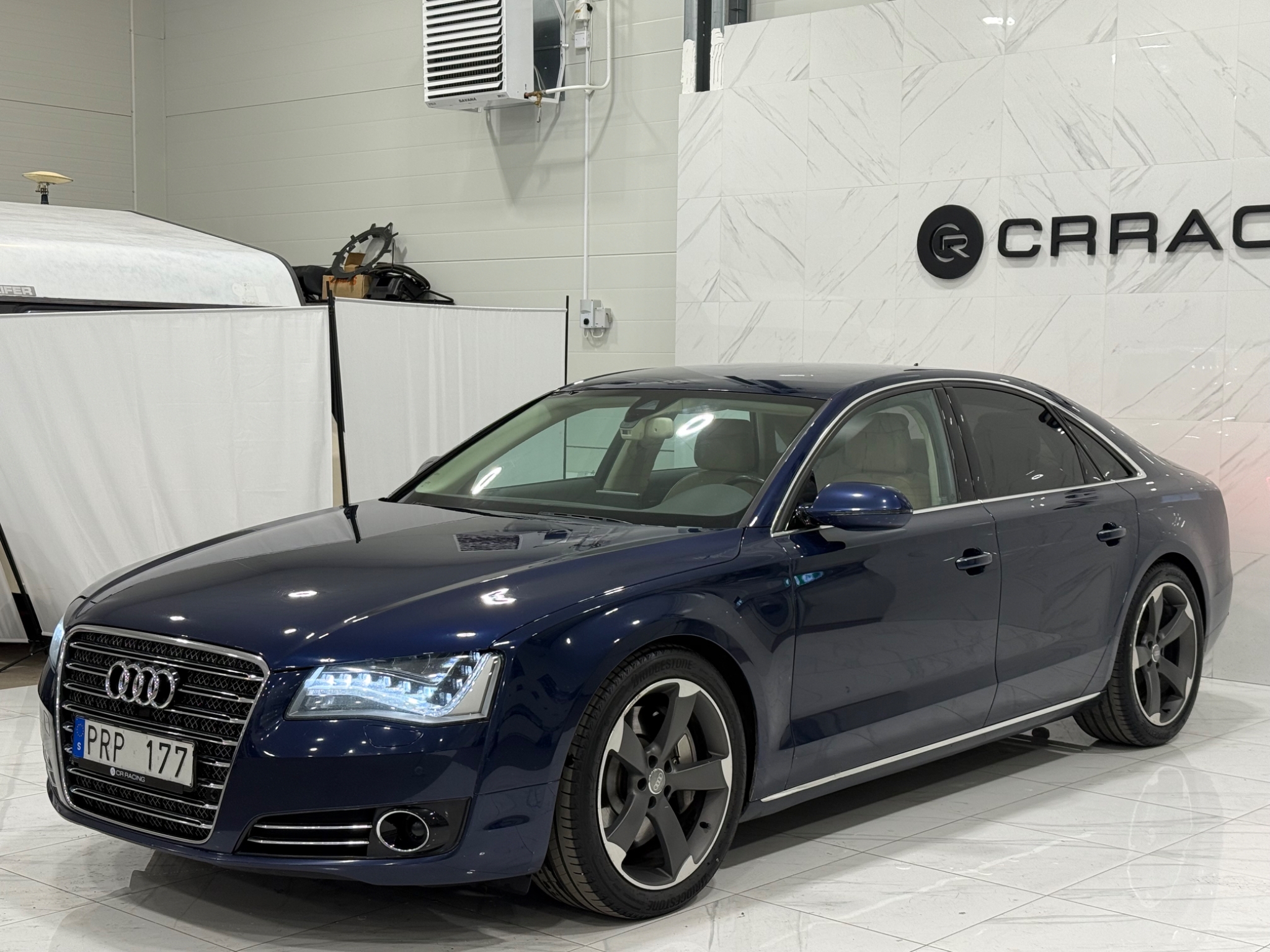 Audi A8 4.2 TDI V8 quattro 2011, bild 4/53