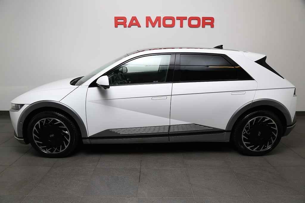 Hyundai IONIQ 5 AWD 77,4kWh Advanced 20" Alu Soltak / Panorama Leasbar