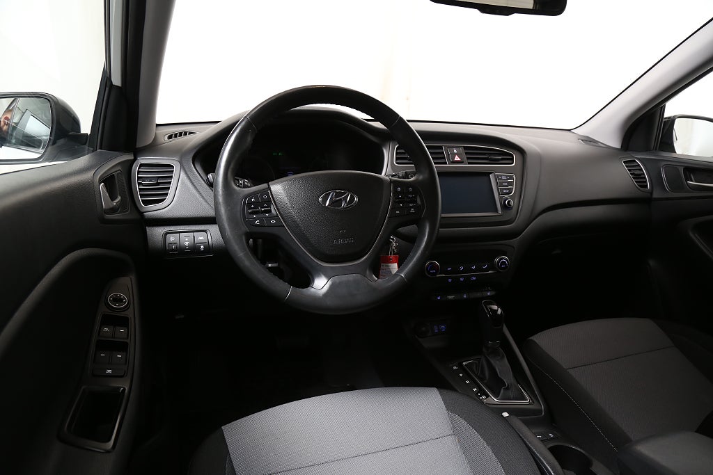 Hyundai i20 1,0 T-GDI 100hk Trend Aut P-sensor CarPlay Kamera 2020