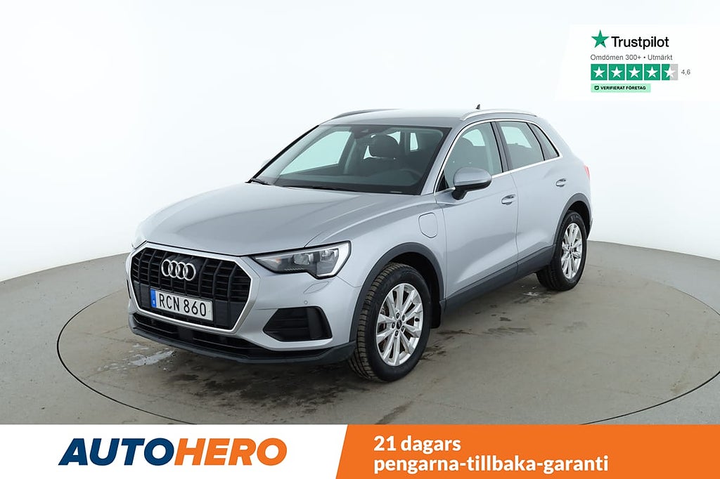 Audi Q3 45 TFSI e / Dragkrok, CarPlay, PDC
