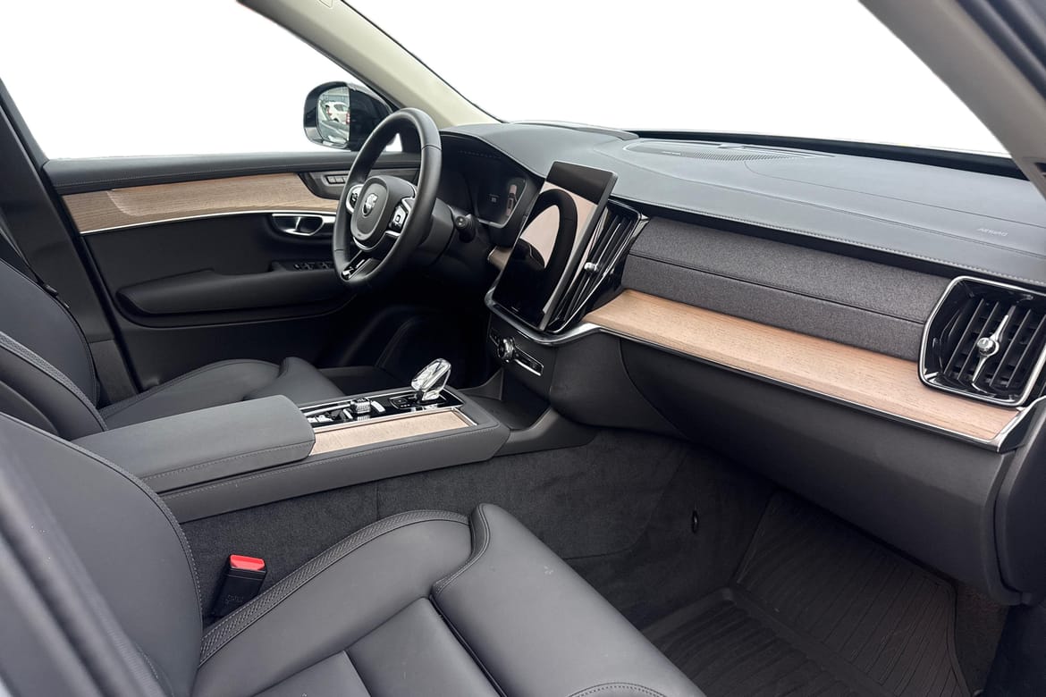 Volvo XC90 T8 Ultra Dark 2026, bild 7/10