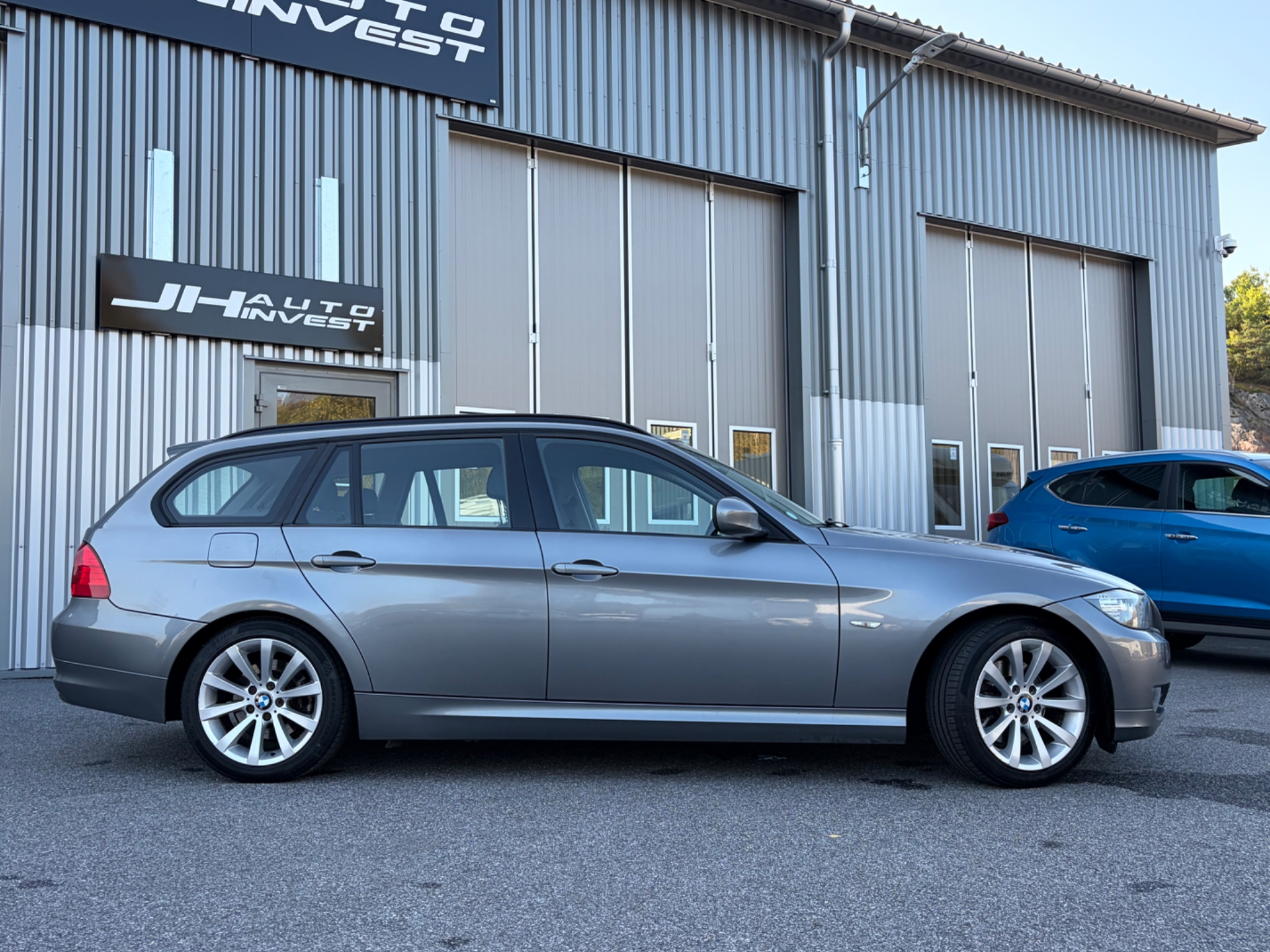 BMW 320 2012, bild 2/10