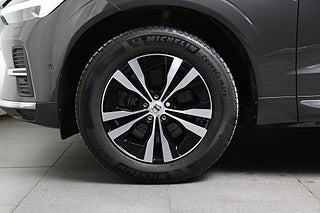 SUV Volvo XC60 9 av 30