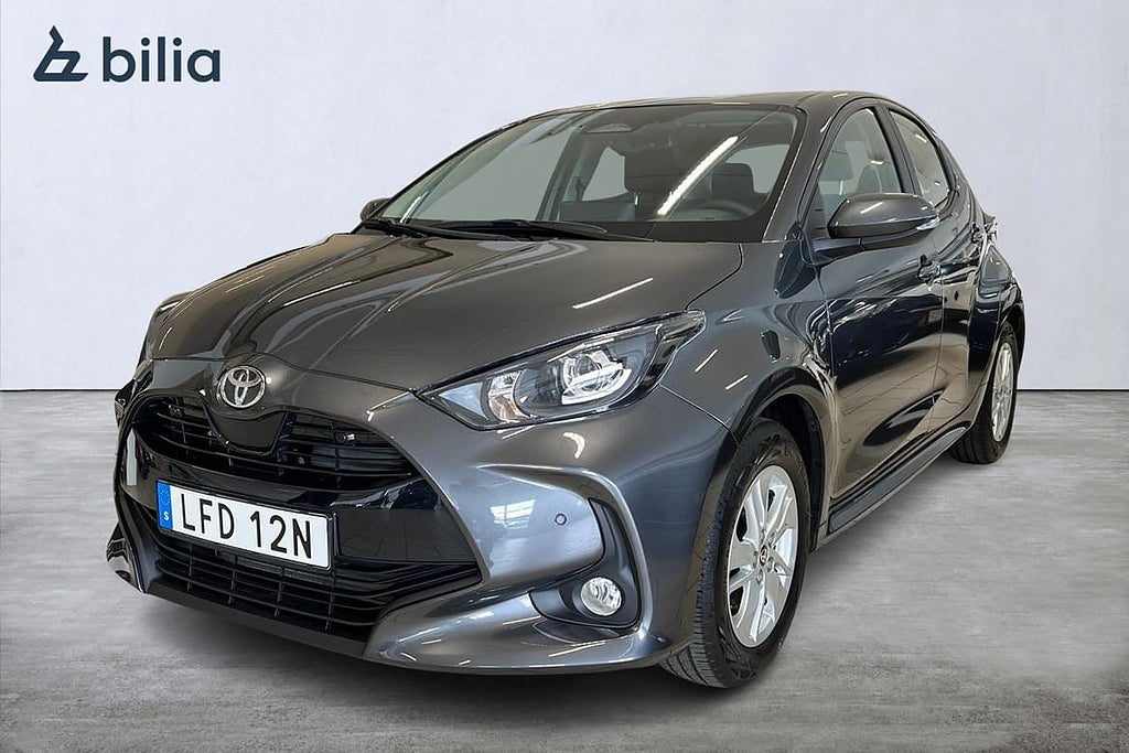 Toyota Yaris Hybrid 115 1,5 5D Active Komfortpaket P-sensorer