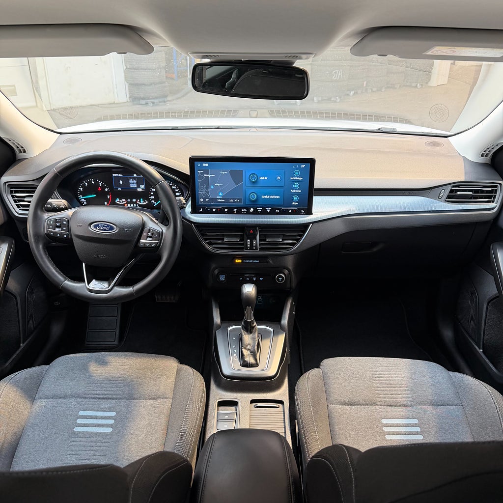 Ford Focus Active 1.0 Hybrid Business Carplay Backkamera