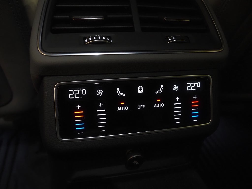 Audi A6 Avant 55 TFSI e Q 367hk S-Line |Cockpit|Matrix|Drag| 2021