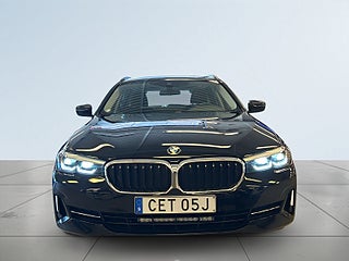 BMW 530i xDrive Touring Steptronic SoV-däck/Drag/Kamera/D-värm – bild 2