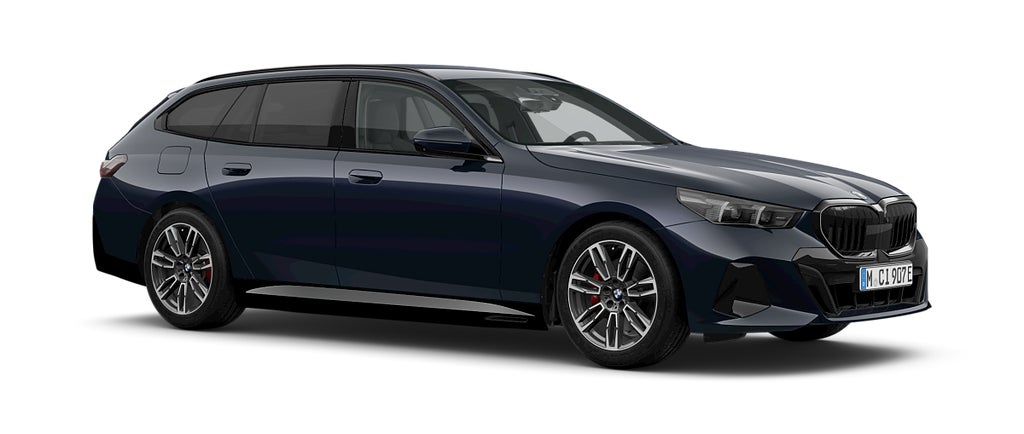 BMW 530e xDrive Fully Charged