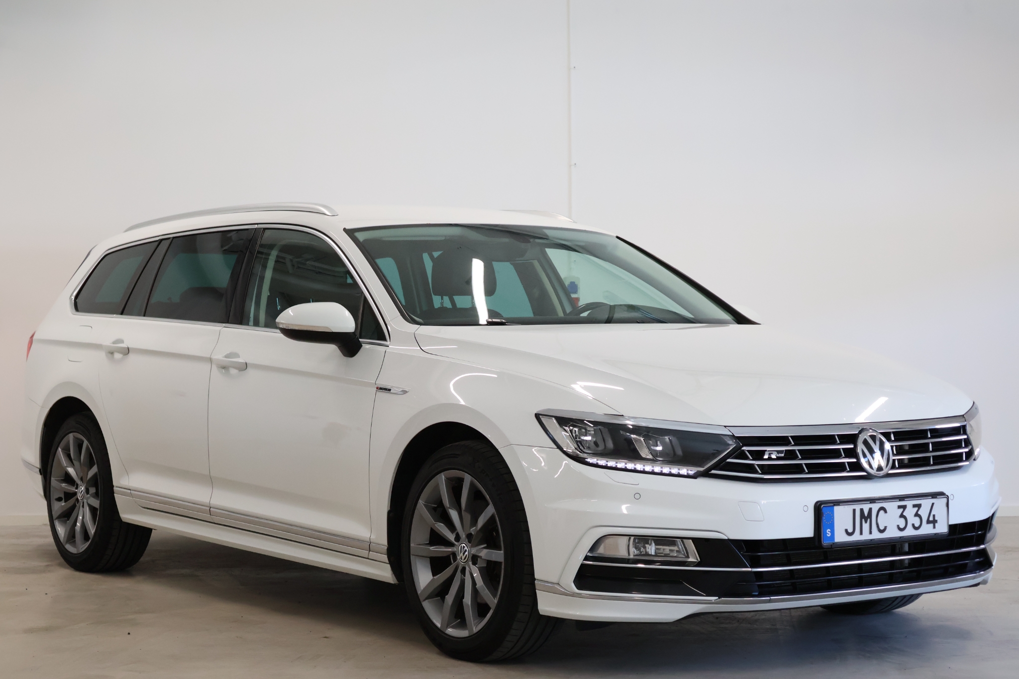 Volkswagen Passat 2017, kuva 3/10