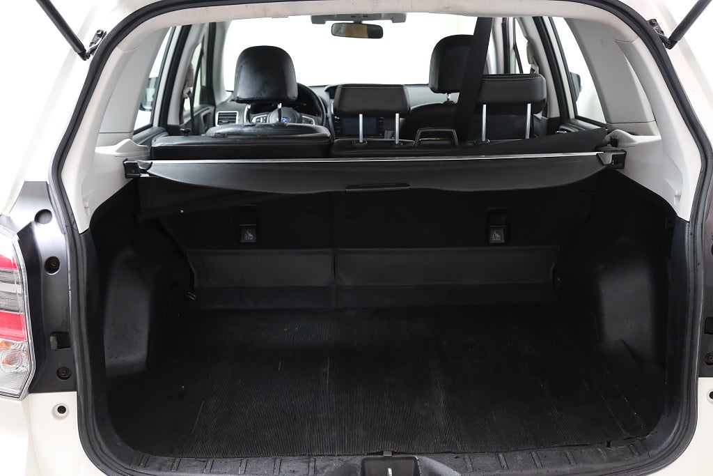 Subaru Forester 2,0i 150hk XS CVT AWD Dragkrok 2019