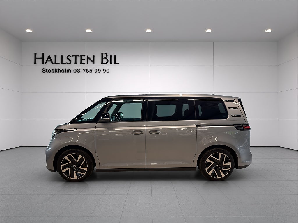 Volkswagen ID. Buzz 82 kWh Comfort Plus Pro Moms 5-sits Adaptiv Svensksåld