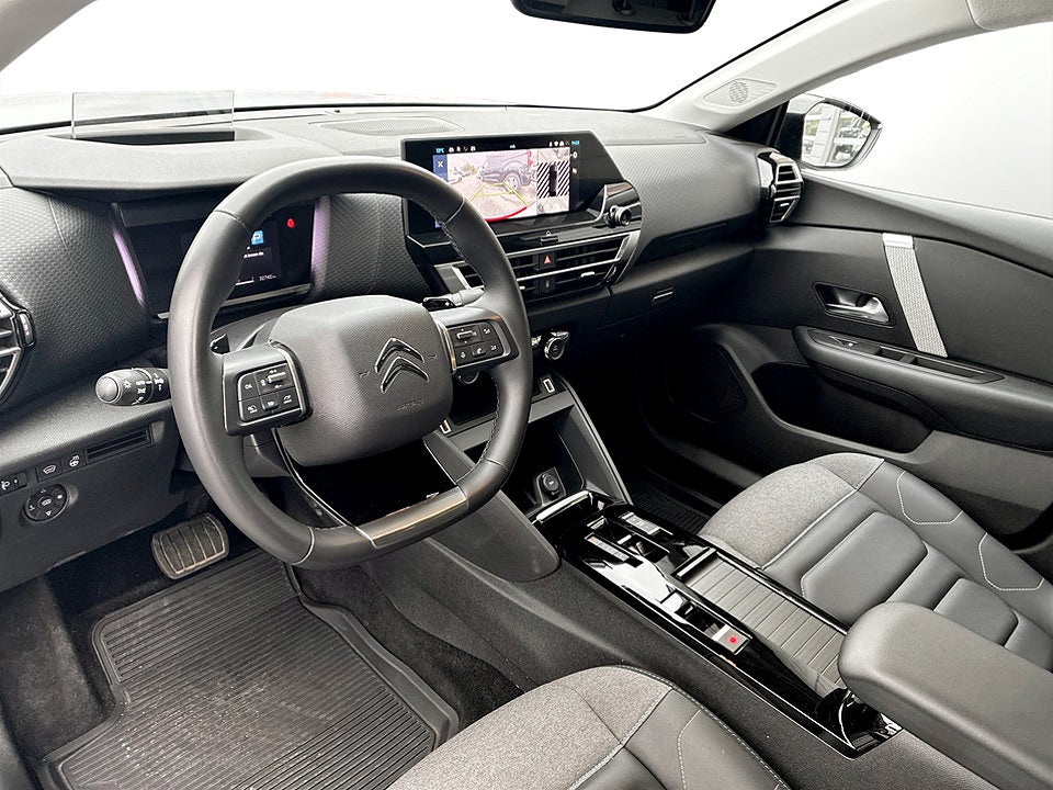 Bild på Citroen C4 Shine 1.2 PT 131hk Aut B-KAMERA CARPLAY