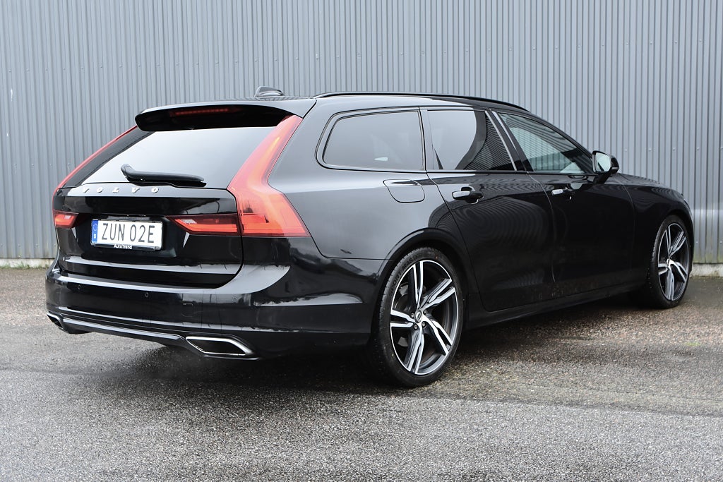 Volvo V90 2020 - miniatyr 2