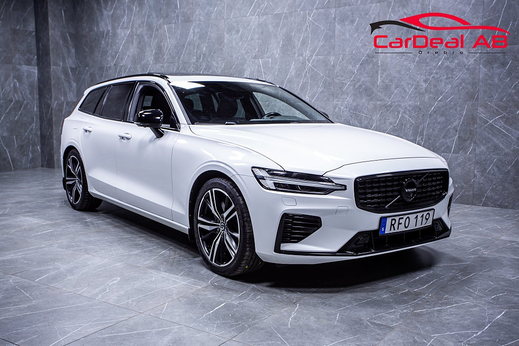 Volvo V60 Recharge T6 AWD R-Design B&W Pano HUD 360 *VÄLUTRUSTAD*