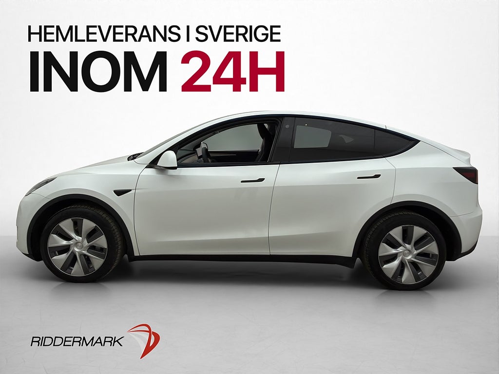Tesla Model Y Long Range AWD Svensksåld Autopilot Drag MOMS