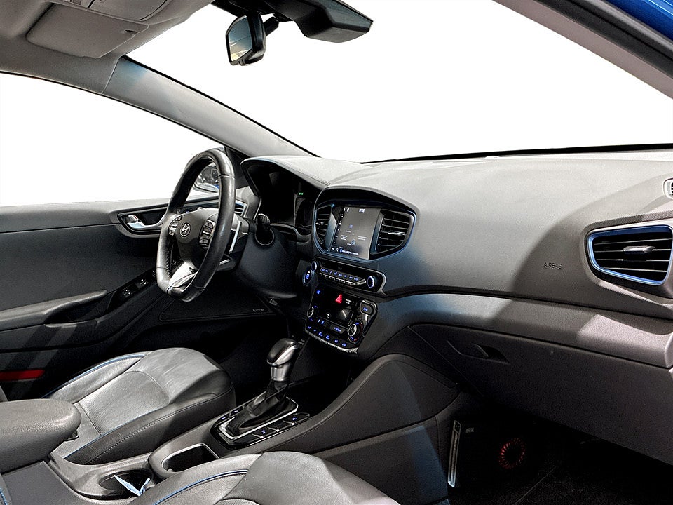 Bild på Hyundai IONIQ PRE Plus PHEV 1.6 164hk Aut INFINITY ELSTOL B-KAMERA