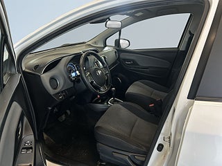 Toyota Yaris Hybrid e-CVT S&V-hjul/Kamera/Farthållare/Bluetooth