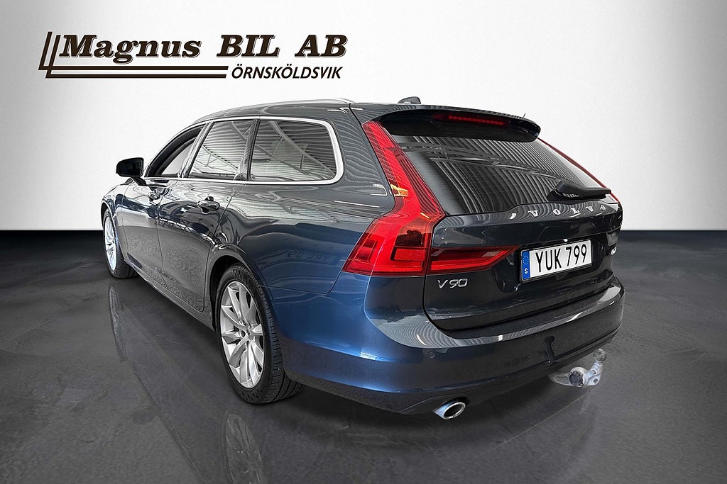 Volvo V90 D4 AWD Geartronic Momentum Kamera Drag Värmare Navi miniatyr 3
