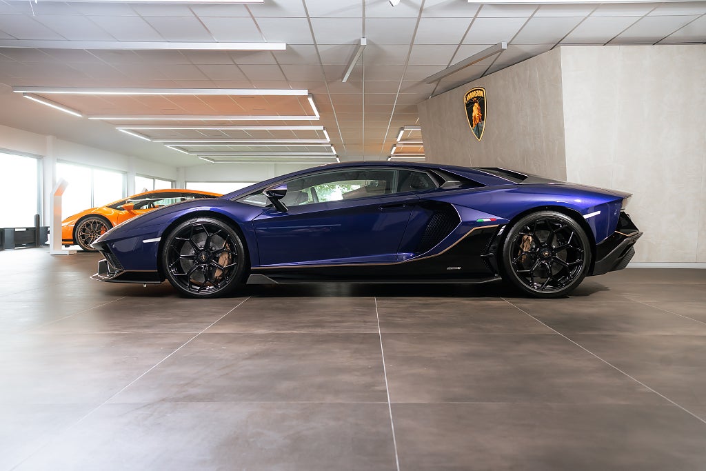 Gallery image 2 of 17