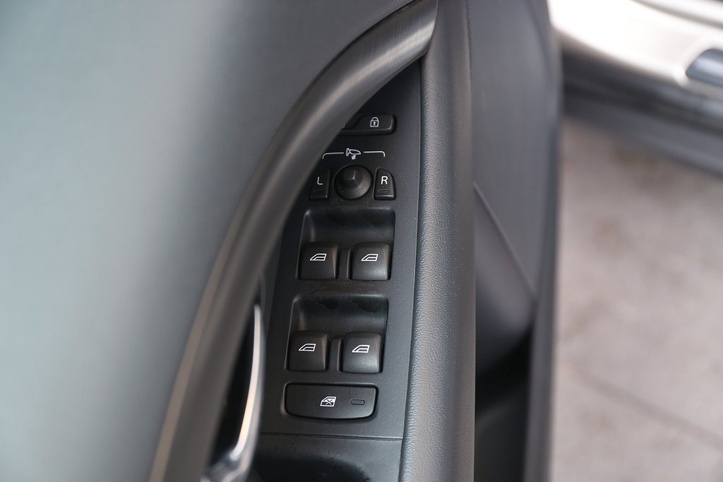 Volvo XC70 D4 181hk Momentum Business Edition AWD Aut 2015