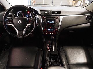 Sedan Suzuki Kizashi 16 av 23