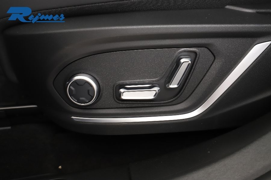 Lynk & Co 01 More PHEV 2025, bild 6/71