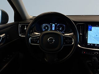 Volvo V60 T6  AWD Drag/Rattvärm/Navi/Adaptiv Fart/SoV-Däck/Psens – bild 9